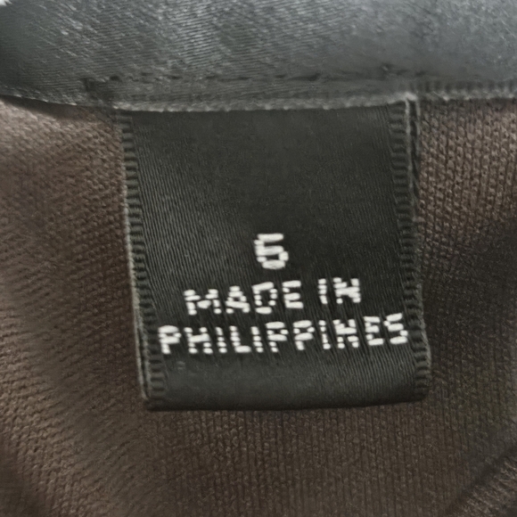 Connected roushing in waist area business dress size 6 - Picture 5 of 12